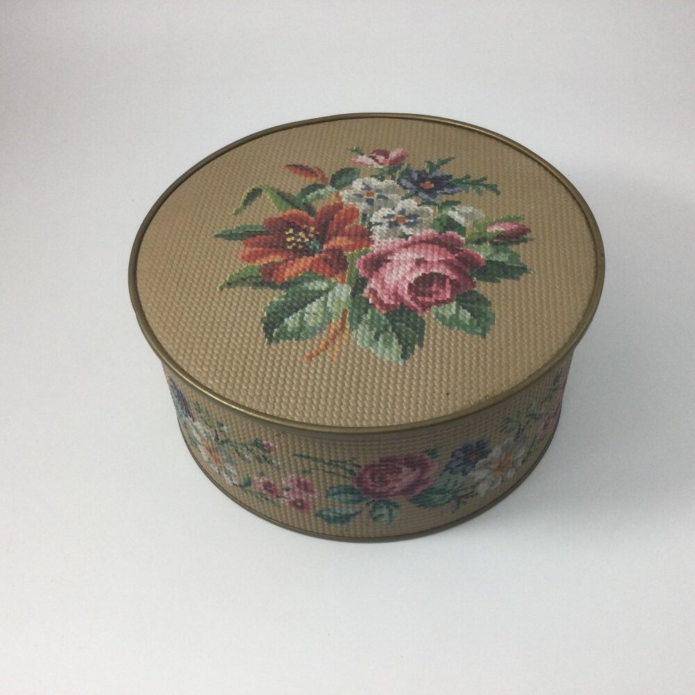 Guildcraft Metal Tin Container Texture Embossed Faux Needlepoint 8"
